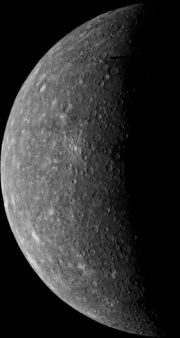 Рис. 4.1. Меркурий. Фото `Маринера-10` (NASA)