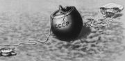 Рис. 5.5. Спускаемый аппарат `Венера-8` на поверхности планеты (рисунок).
Спуск на парашюте продолжался около 1 часа, и еще 50 мин аппарат передавал данные с поверхности Венеры