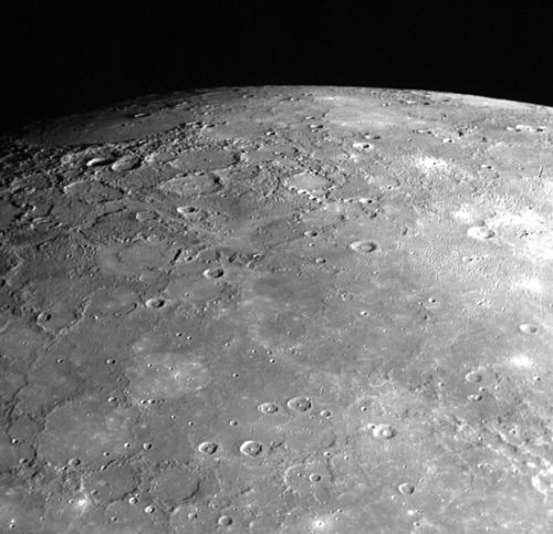 поверхность планеты Меркурий